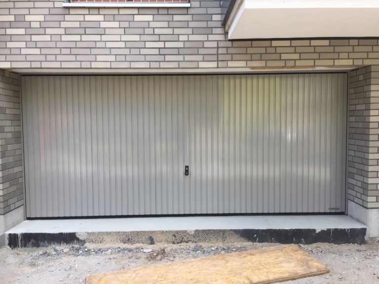 Garage tür aus Aluminuim